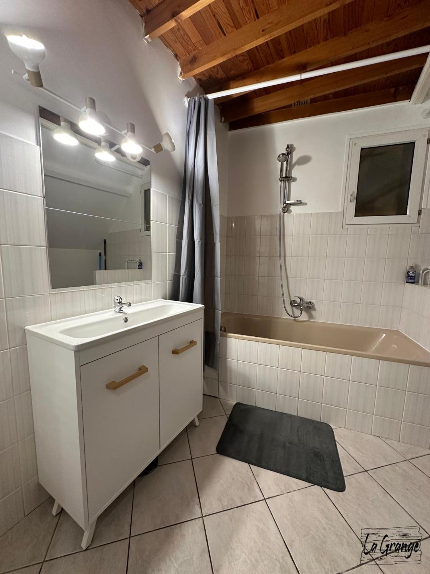 Apartment La Grange